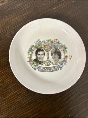 Vintage Commemorative Royal Wedding White Saucer Plate Lady Diana Prince Charles